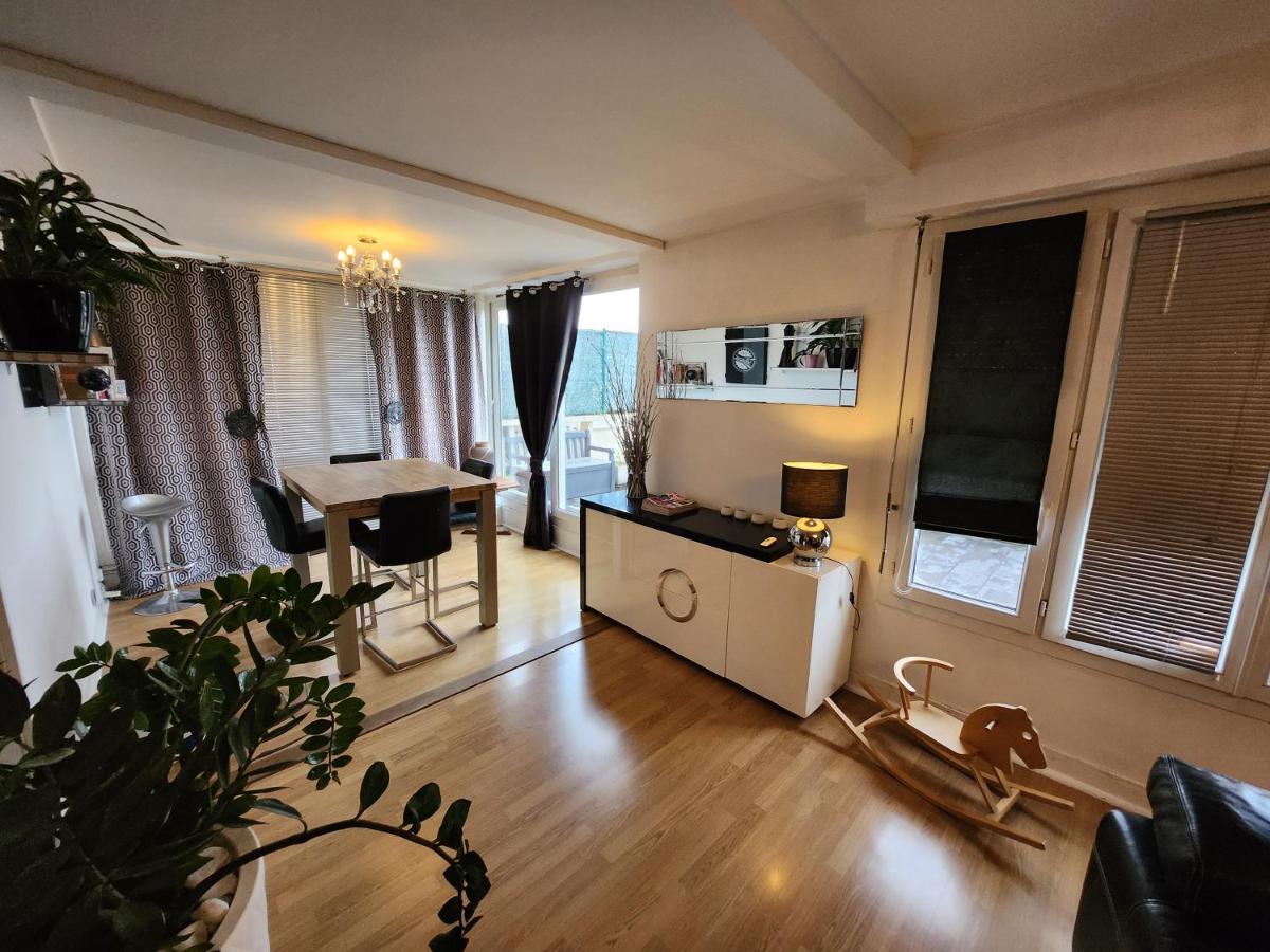 Le Baroque - Appt Proche Centre Et Memorial Apartment ก็อง ภายนอก รูปภาพ